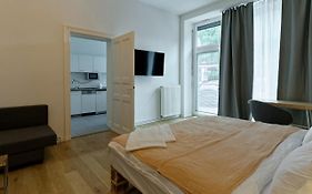 Apartment Near Warschauer Platz And Spree River